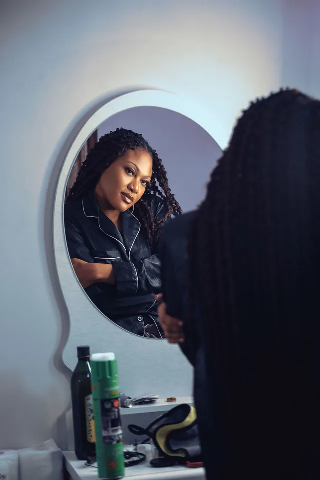 Tasha Biz - portrait officiel 08